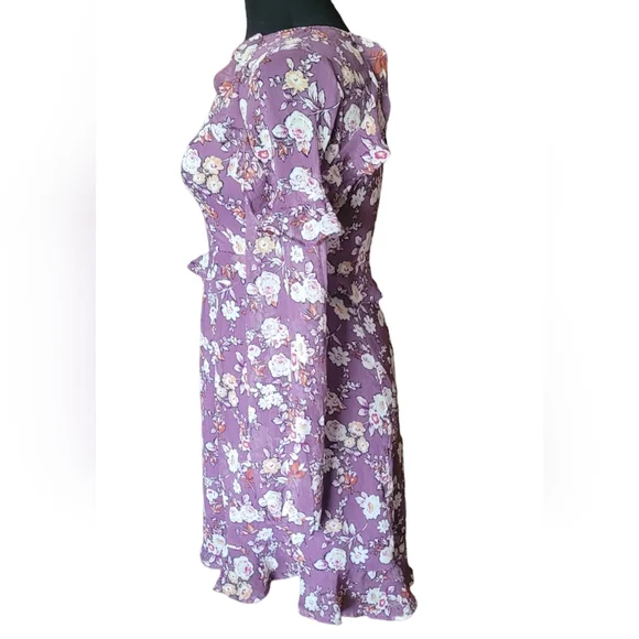 ASTR Ruffle Dress - Picture 4 of 10